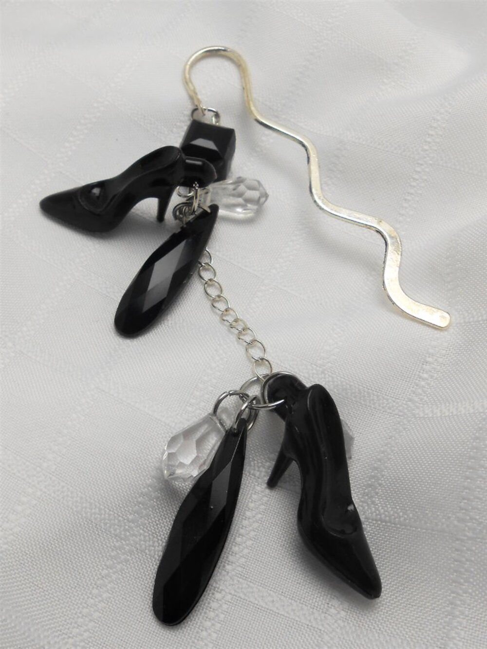 No. 5 - Handmade bookmark with acrylic shoes and beads